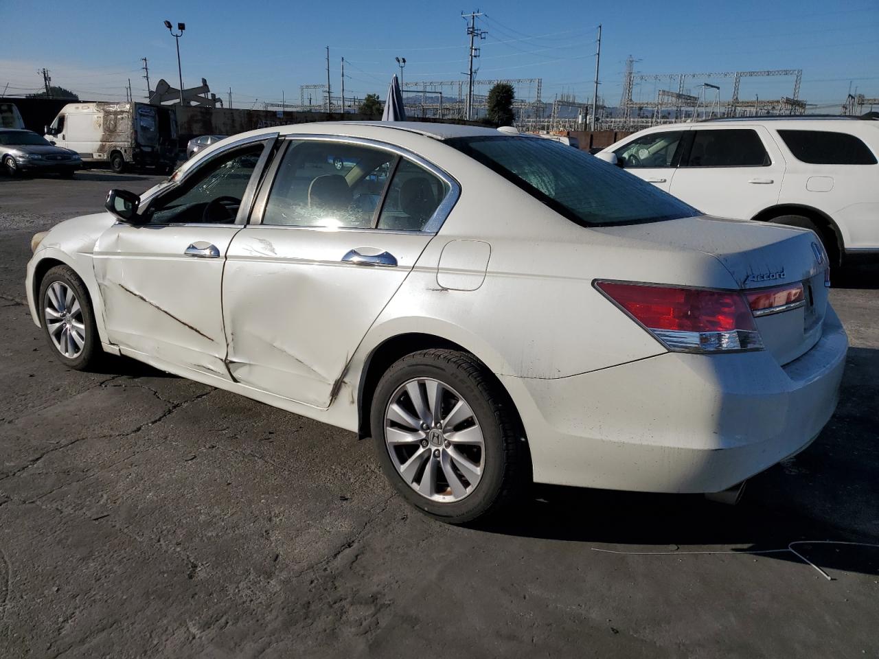 2011 Honda Accord Exl VIN: 1HGCP3F81BA004077 Lot: 85087054