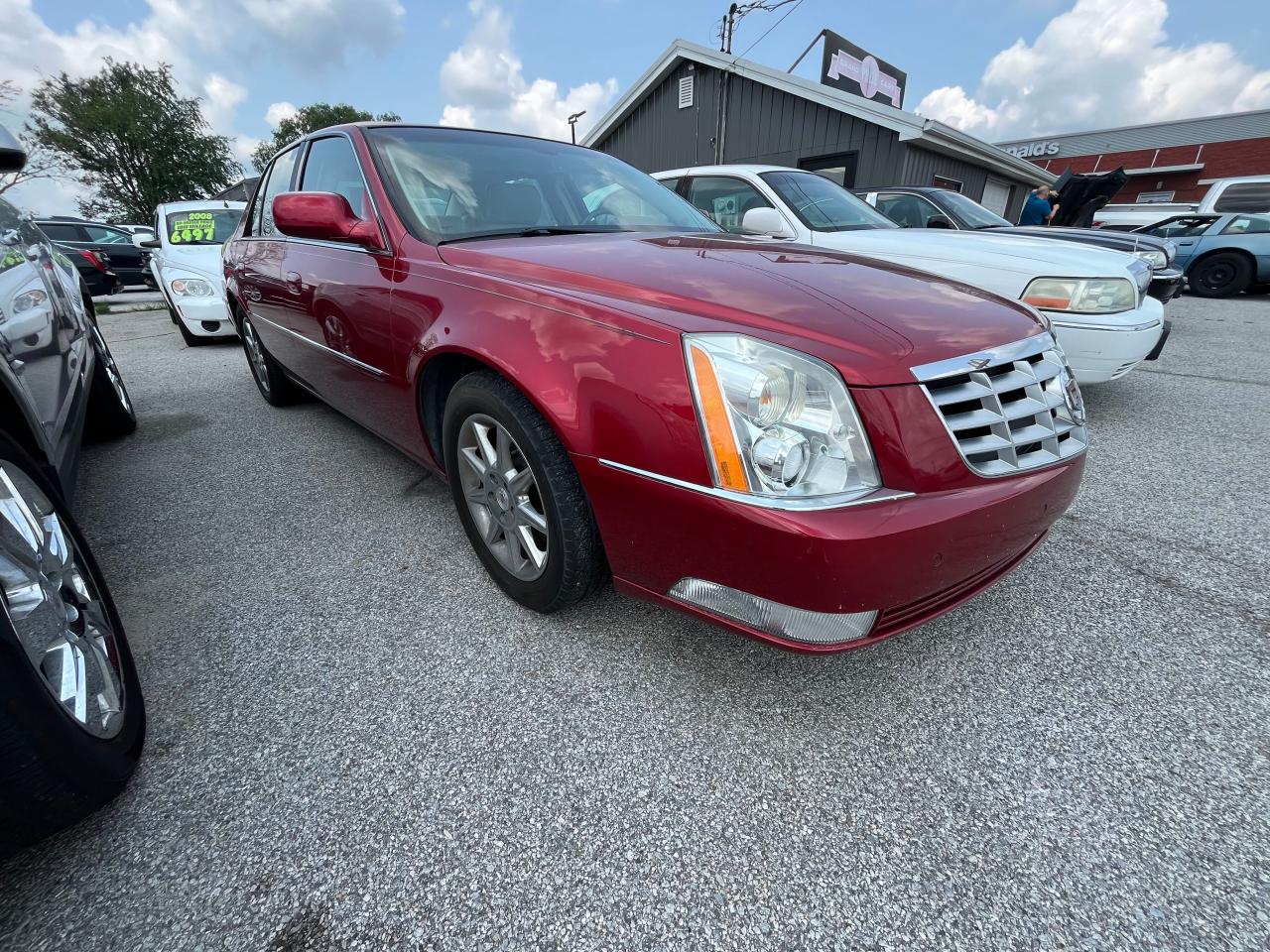 2011 Cadillac Dts Luxury Collection VIN: 1G6KD5E67BU108394 Lot: 84614344