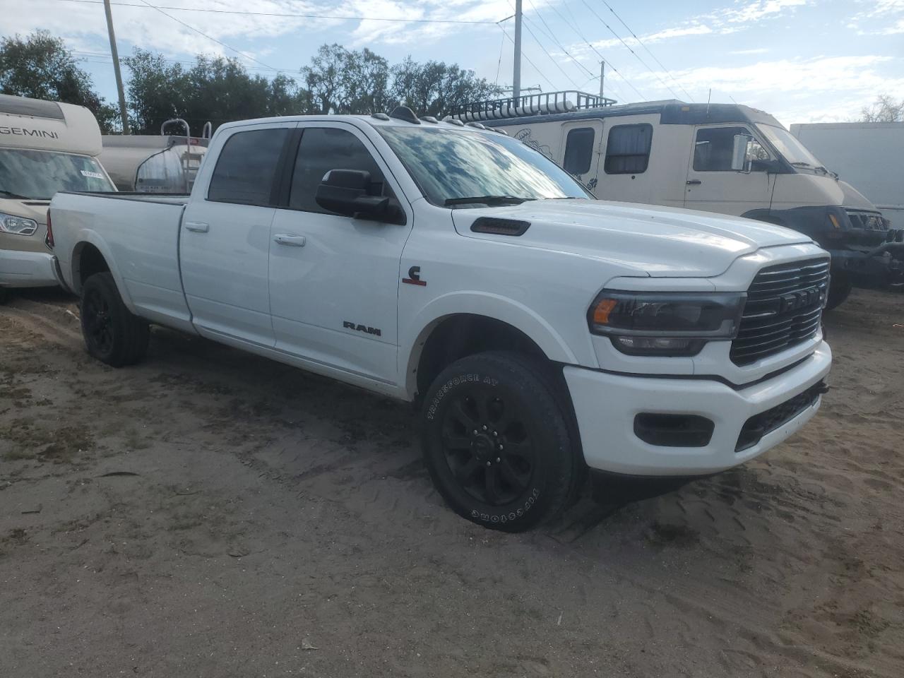 2022 Ram 3500 Laramie VIN: 3C63R3JL3NG267947 Lot: 74505934