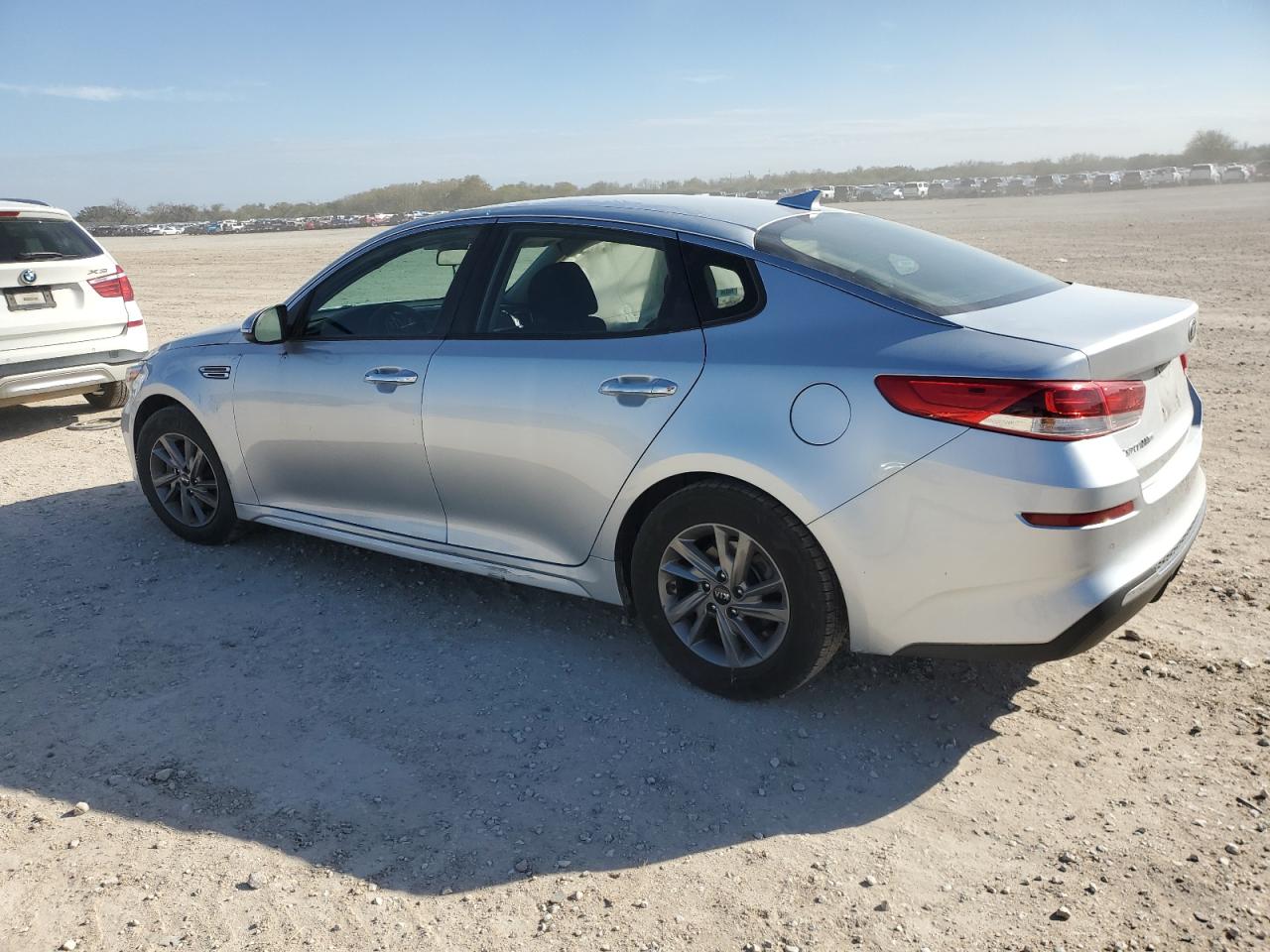 2020 Kia Optima Lx VIN: 5XXGT4L30LG385193 Lot: 84613544