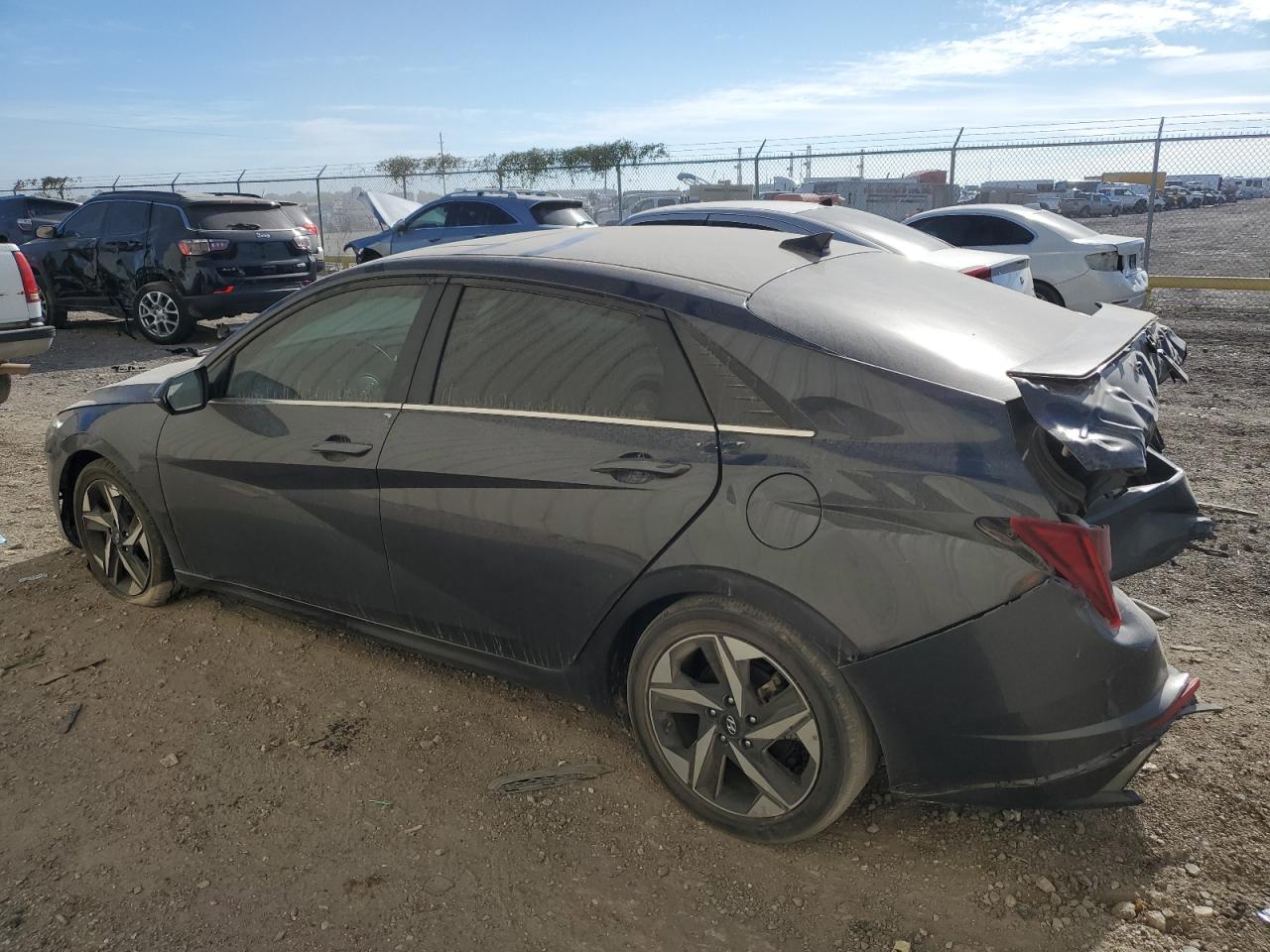 5NPLN4AG7NH063303 2022 Hyundai Elantra Sel