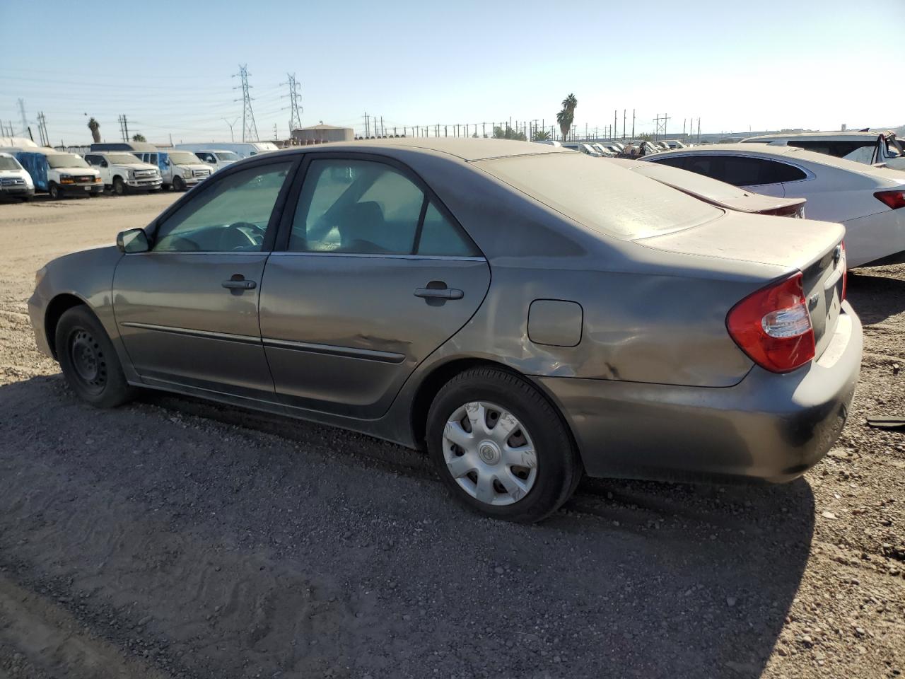 2004 Toyota Camry Le VIN: JTDBE32K540262192 Lot: 86567224