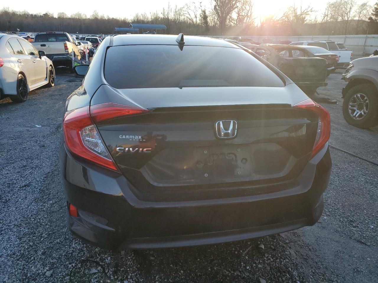 2HGFC1F36GH640472 2016 Honda Civic Ex