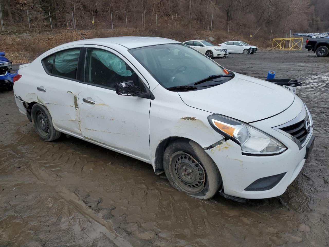 2015 Nissan Versa S VIN: 3N1CN7AP1FL896584 Lot: 82225144