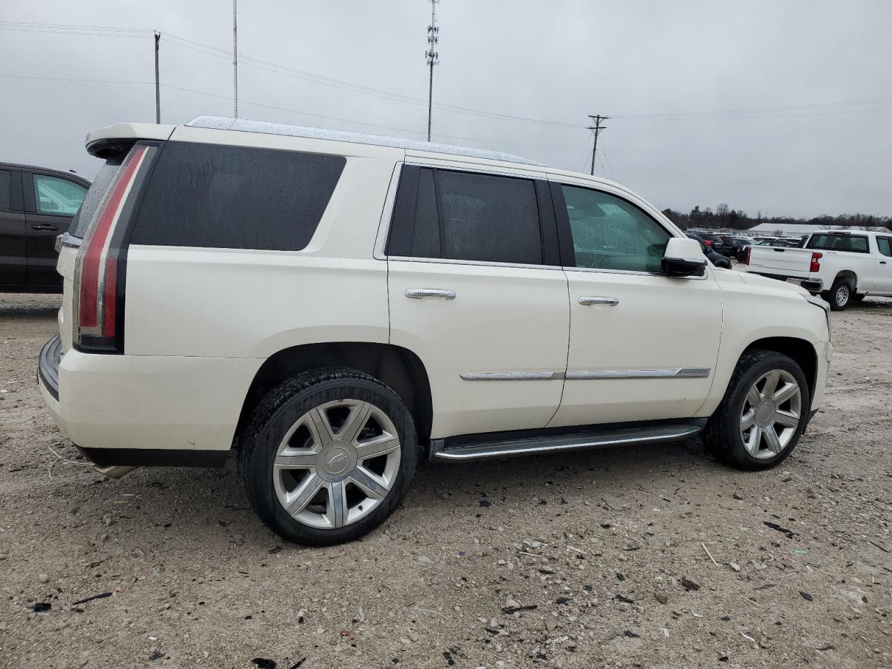 1GYS4MKJ5FR721097 2015 Cadillac Escalade Luxury