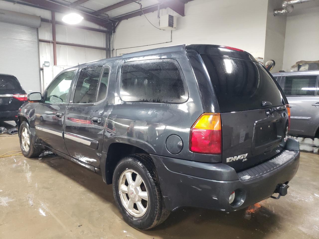 2005 GMC Envoy Xl VIN: 1GKET16S156137338 Lot: 84641864