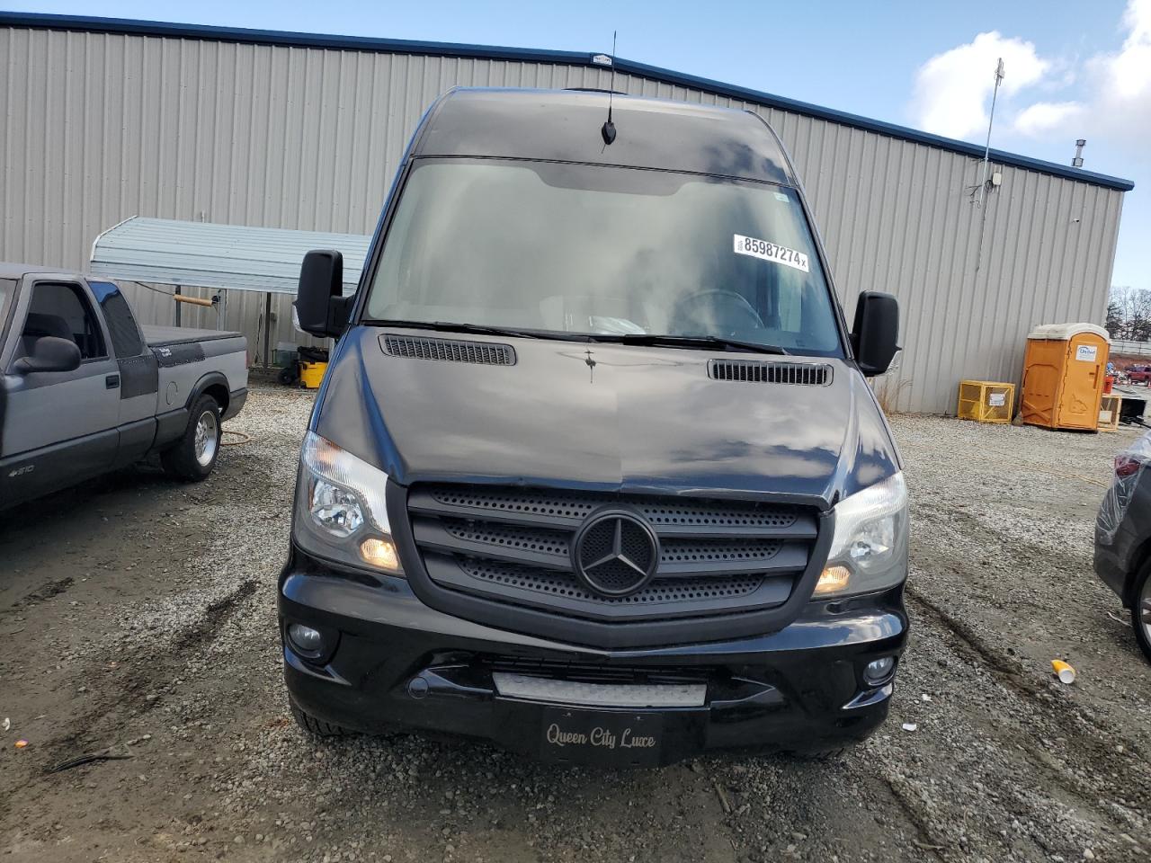 8BRPE7CD2JE159564 2018 Mercedes-Benz Sprinter 2500