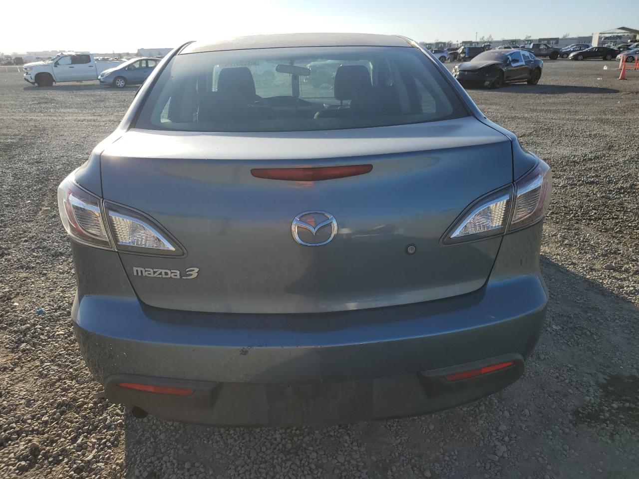 2011 Mazda 3 I VIN: JM1BL1UG6B1394033 Lot: 85336724