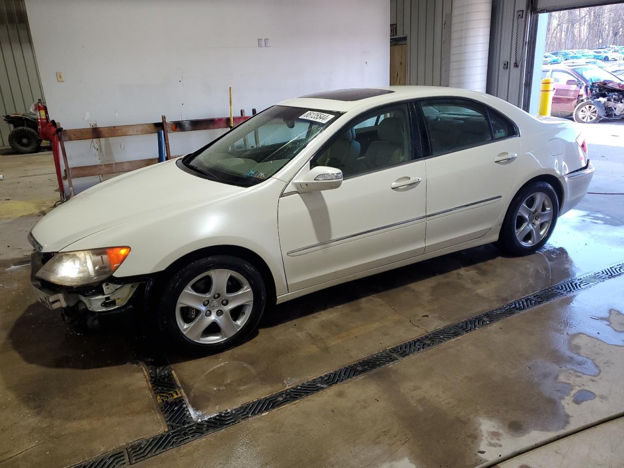 JH4KB16648C002685 2008 Acura Rl