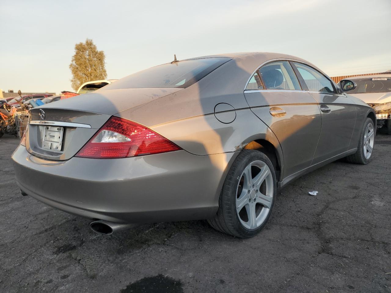 2006 Mercedes-Benz Cls 500C VIN: WDDDJ75X96A015750 Lot: 86406374