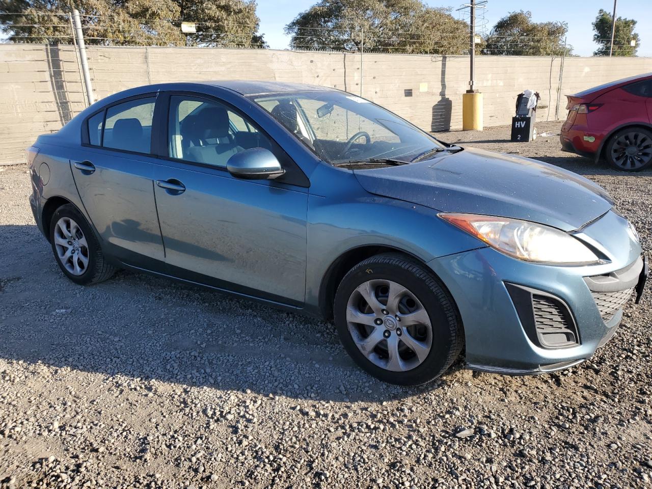 2011 Mazda 3 I VIN: JM1BL1UG6B1394033 Lot: 85336724