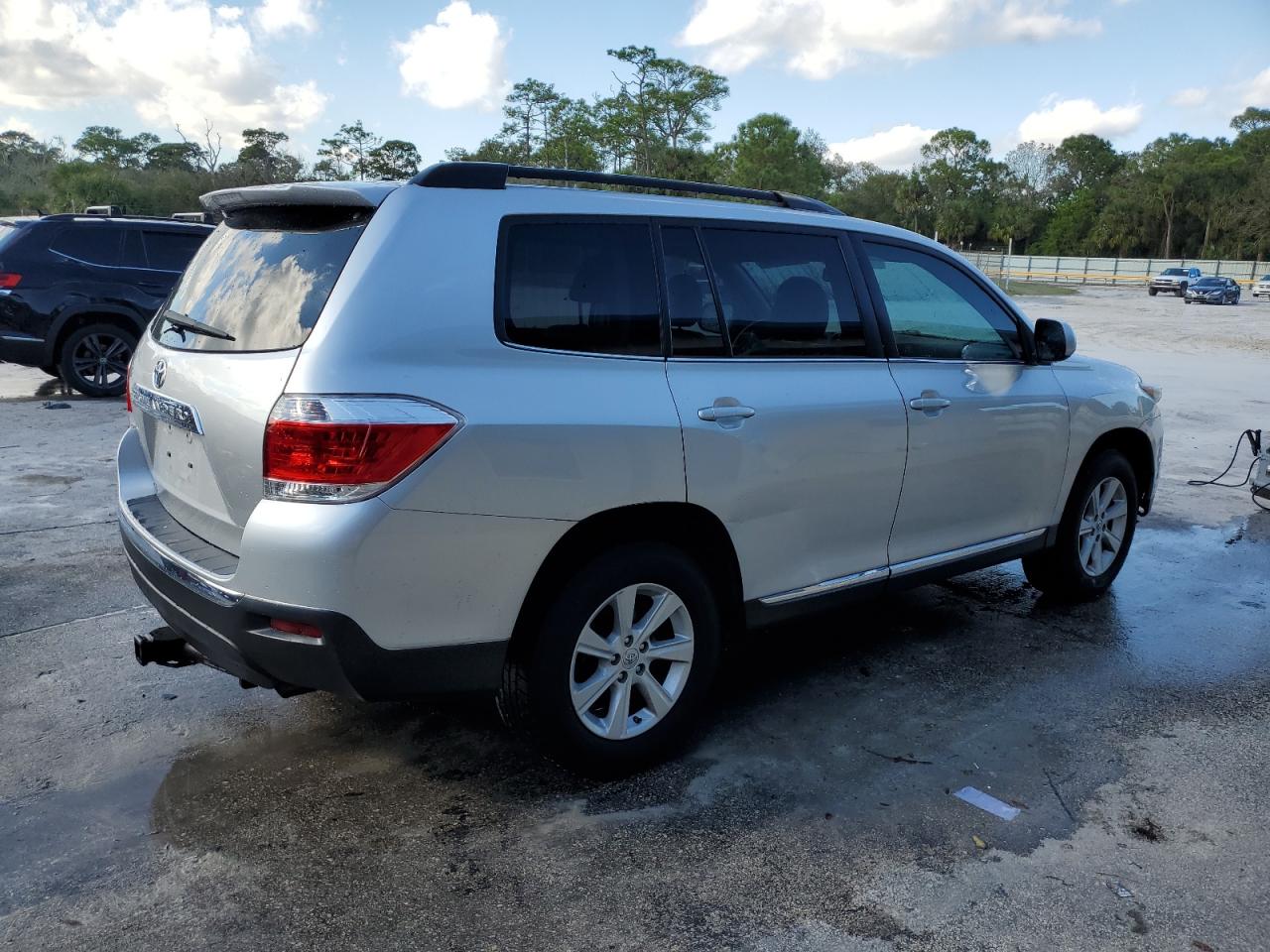 2011 Toyota Highlander Base VIN: 5TDZK3EH1BS027712 Lot: 86056884