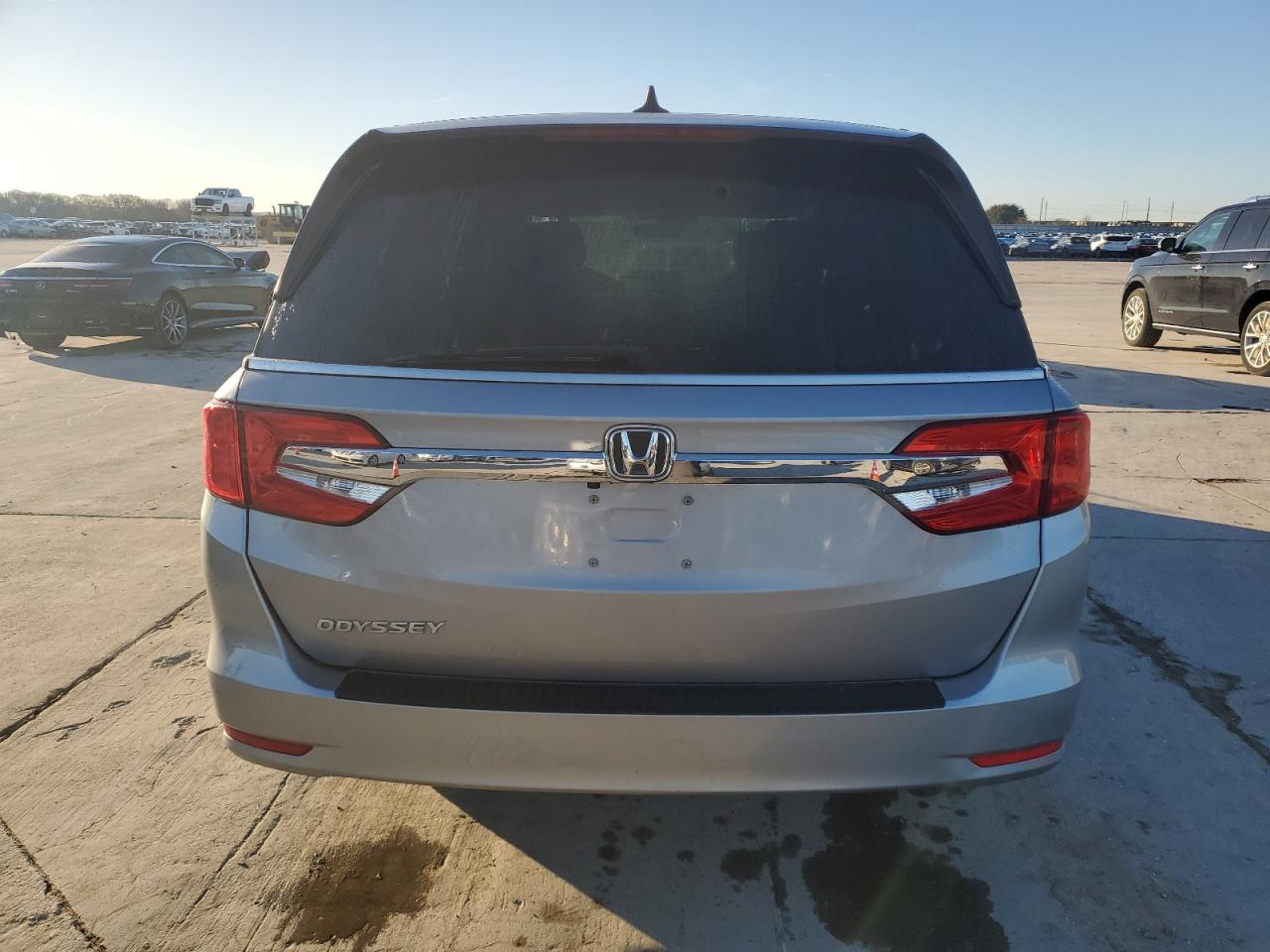 2018 Honda Odyssey Exl VIN: 5FNRL6H72JB104947 Lot: 85335764