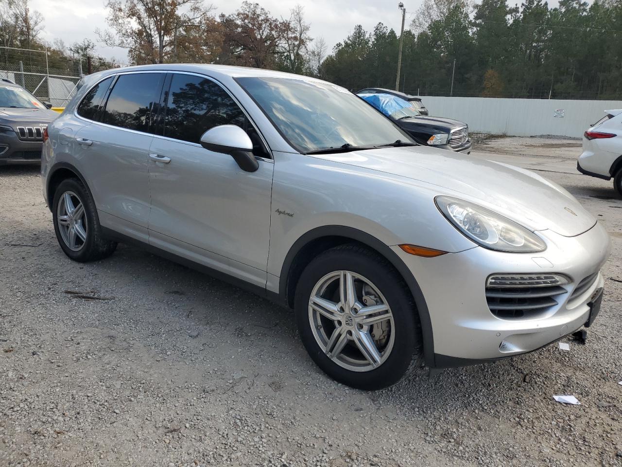 WP1AE2A28BLA93643 2011 Porsche Cayenne S Hybrid