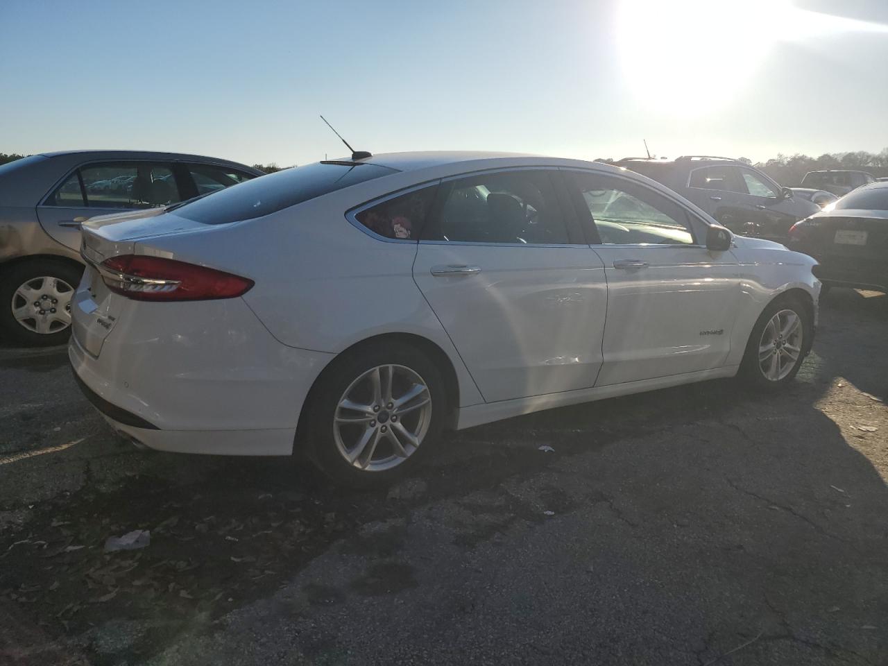 3FA6P0LU8JR140227 2018 Ford Fusion Se Hybrid