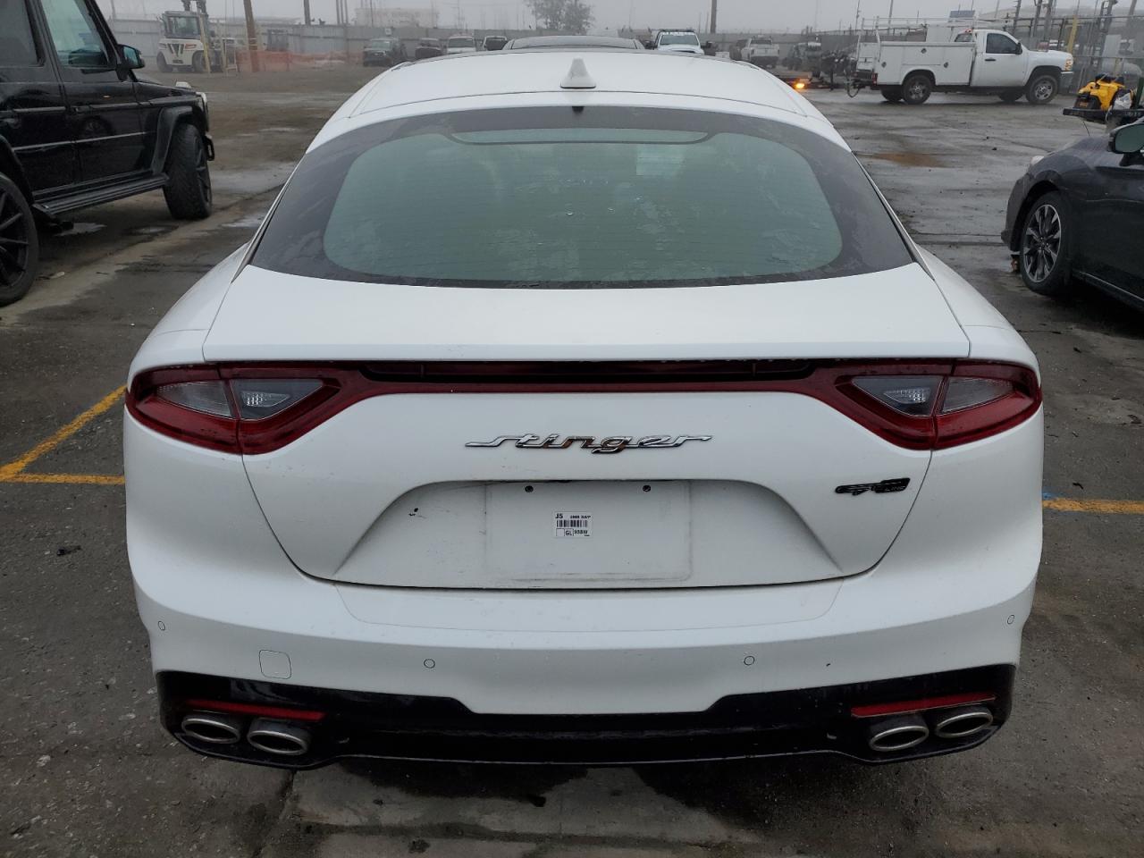 KNAE15LA8L6083745 2020 Kia Stinger