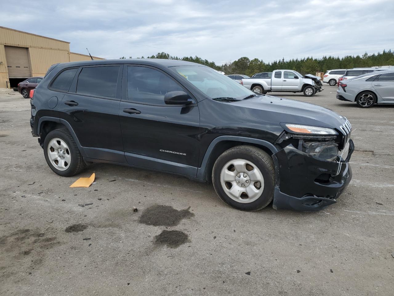 2015 Jeep Cherokee Sport VIN: 1C4PJLAB8FW723159 Lot: 84741394