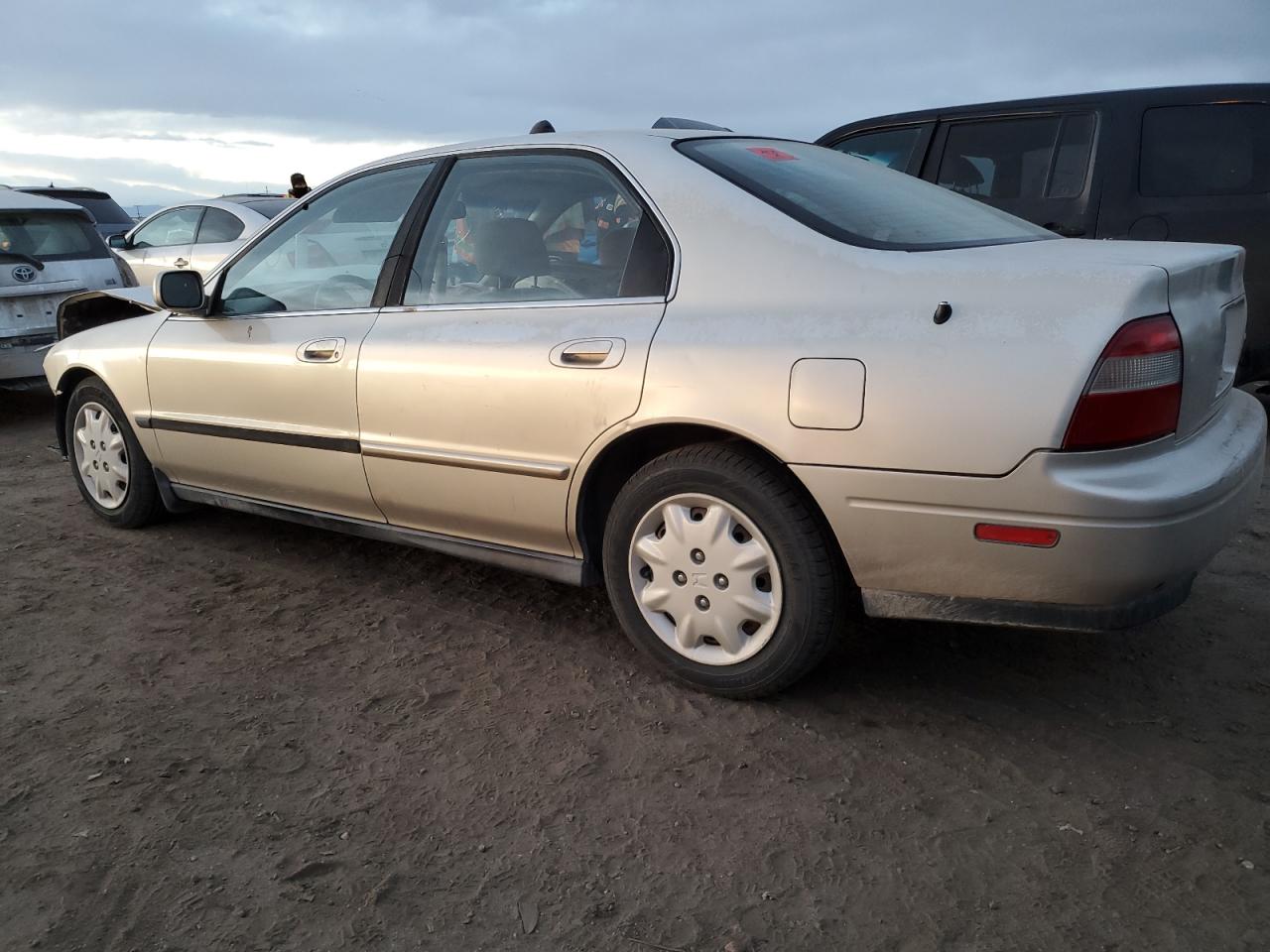 1995 Honda Accord Lx VIN: 1HGCD5638SA151859 Lot: 85007704