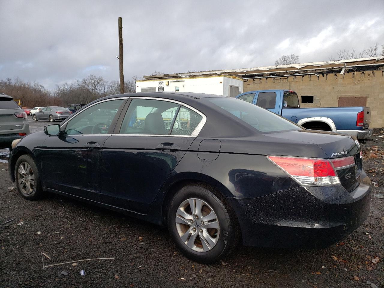 1HGCP2F6XBA052248 2011 Honda Accord Se