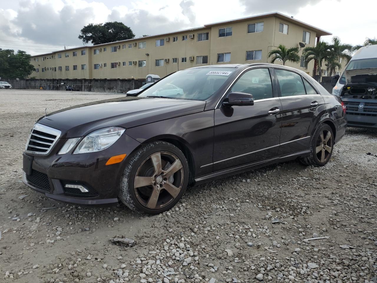 2011 Mercedes-Benz E 550 4Matic VIN: WDDHF9ABXBA497499 Lot: 86652744