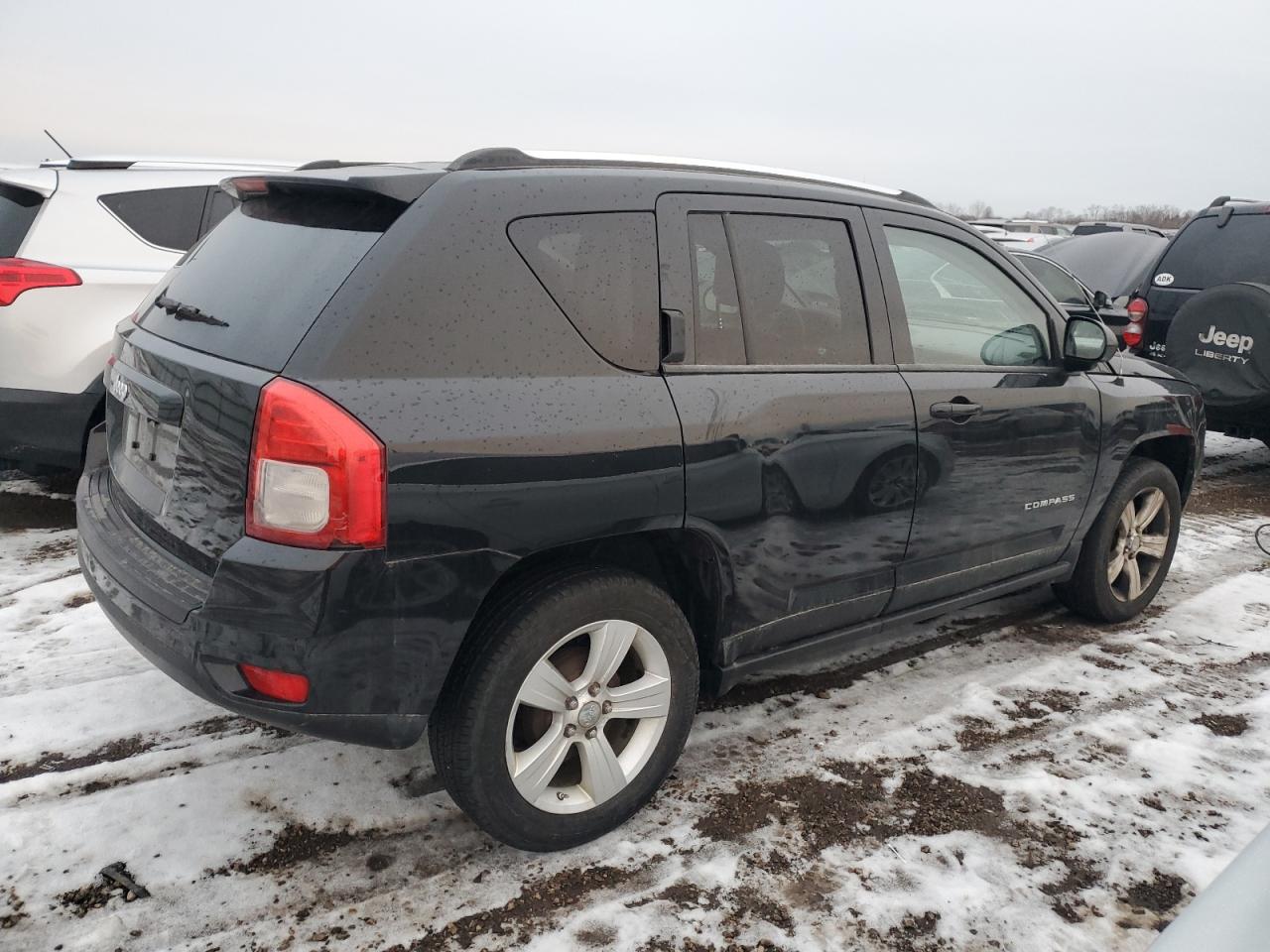 2011 Jeep Compass Sport VIN: 1J4NT1FB2BD208396 Lot: 85683924