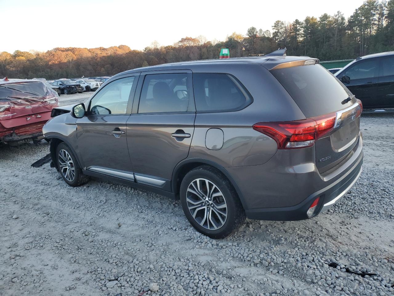 2018 Mitsubishi Outlander Se VIN: JA4AD3A37JZ064370 Lot: 82958564