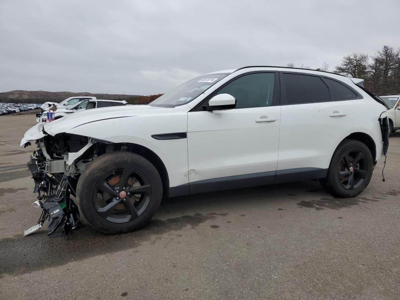 SADCJ2FX5KA393599 2019 Jaguar F-Pace Premium