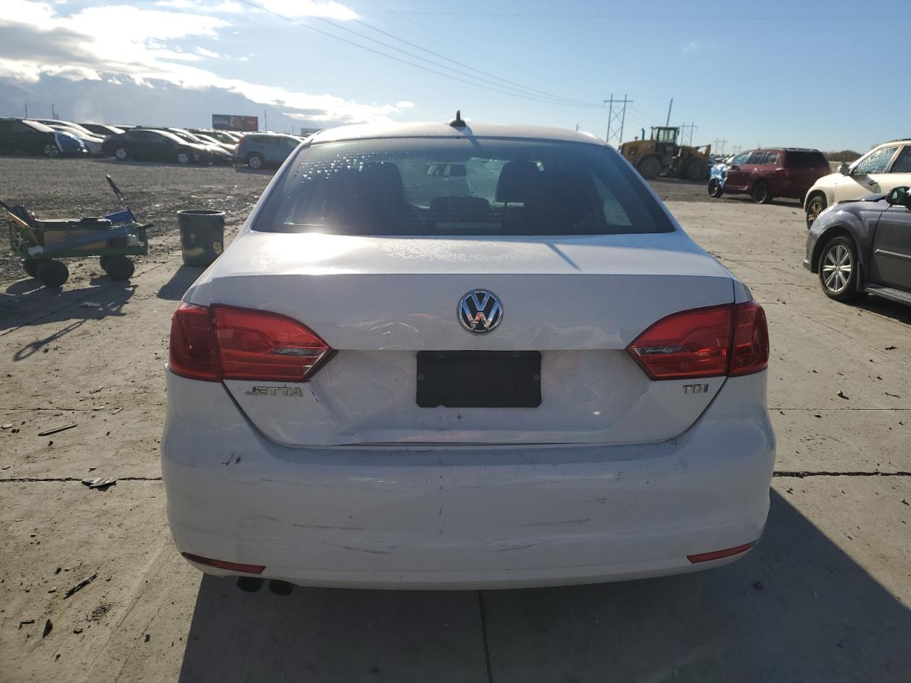 2014 Volkswagen Jetta Tdi VIN: 3VWLL7AJ5EM388199 Lot: 84195404