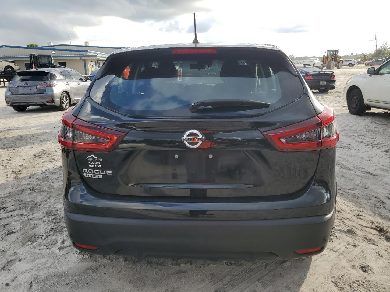 JN1BJ1CV9LW552474 2020 Nissan Rogue Sport S