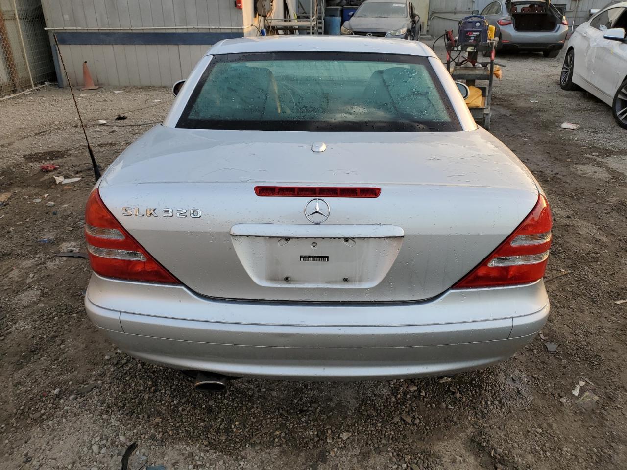 2002 Mercedes-Benz Slk 320 VIN: WDBKK65F42F243375 Lot: 84969764