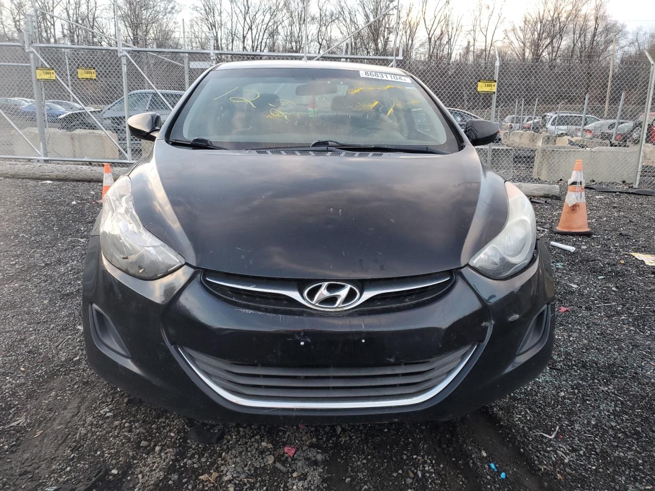 5NPDH4AE6DH354464 2013 Hyundai Elantra Gls