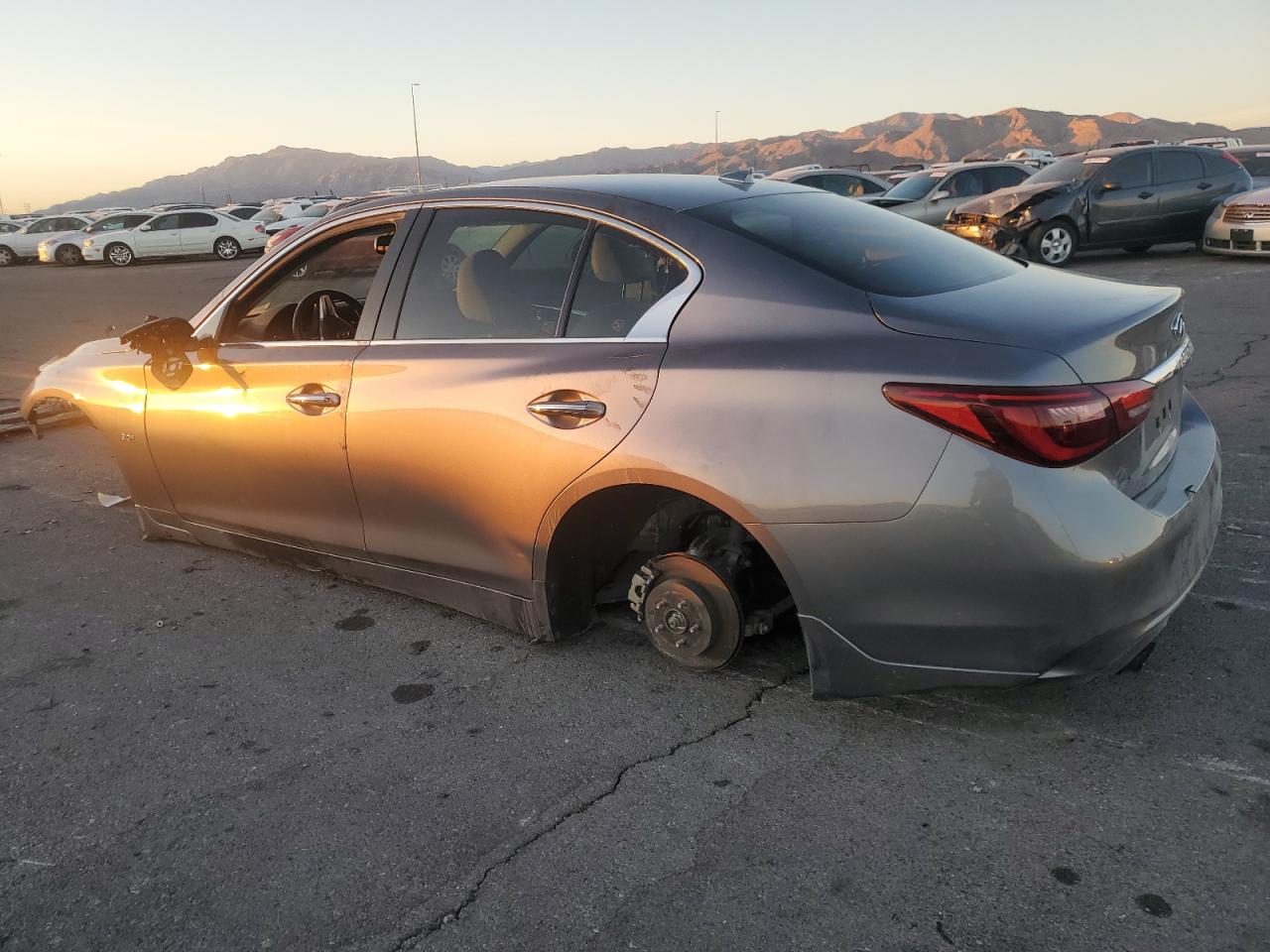 2018 Infiniti Q50 Luxe VIN: JN1EV7AP4JM590664 Lot: 85979534