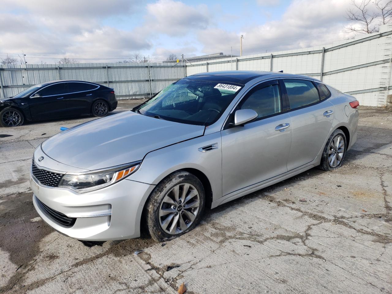 5XXGU4L30JG203423 2018 Kia Optima Ex