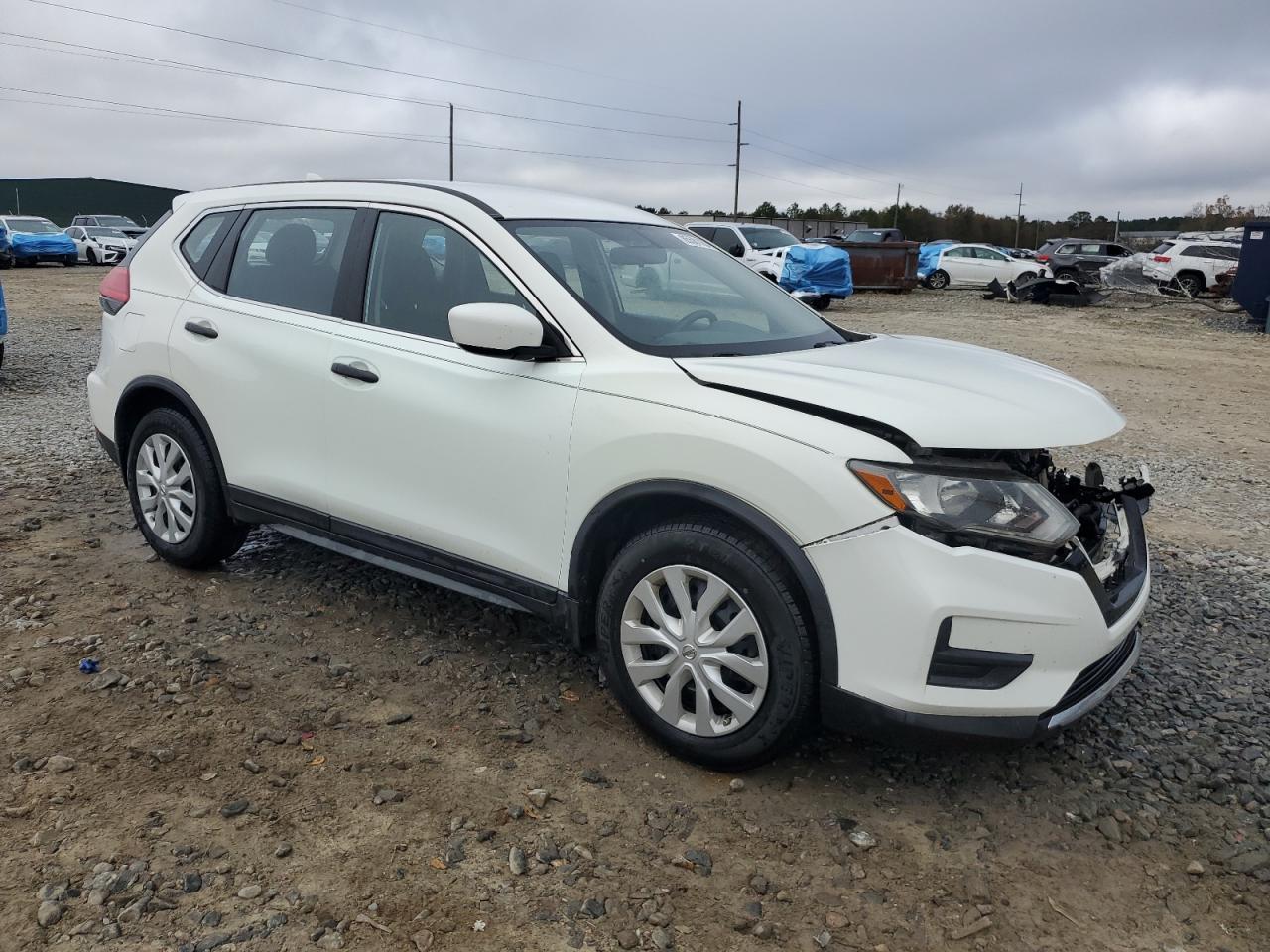 2017 Nissan Rogue S VIN: JN8AT2MTXHW135298 Lot: 85581164