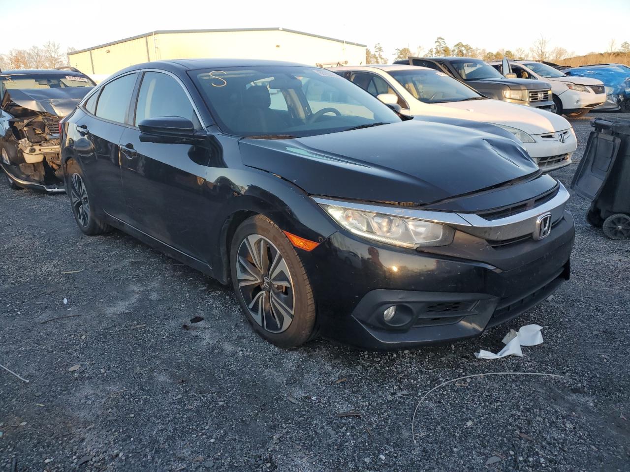 2HGFC1F36GH640472 2016 Honda Civic Ex