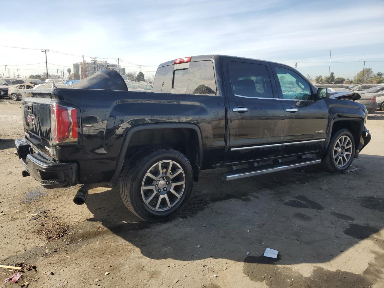 2018 GMC Sierra C1500 Denali VIN: 3GTP1PEJ1JG593872 Lot: 85569074