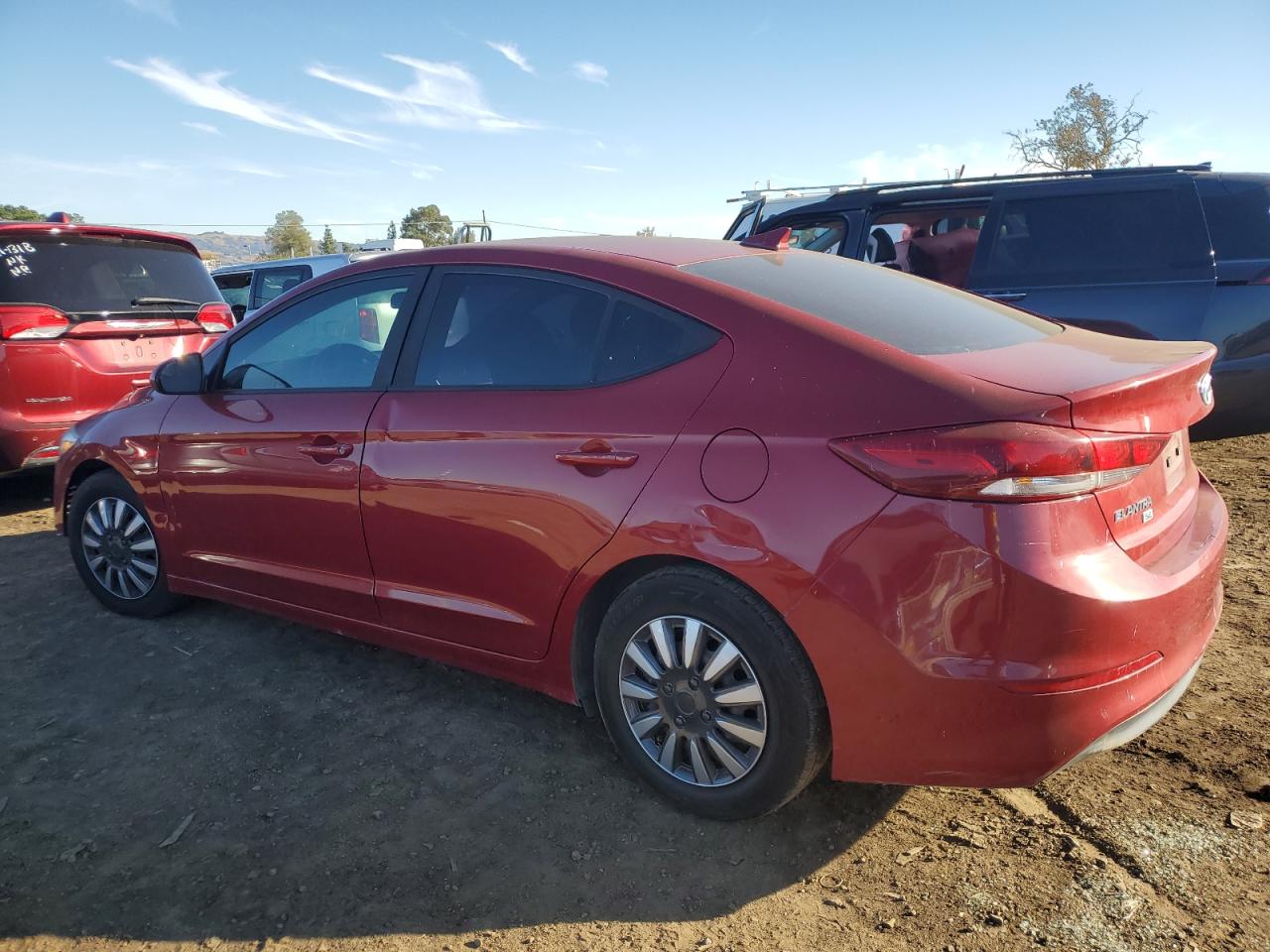 KMHD74LF4HU085431 2017 Hyundai Elantra Se