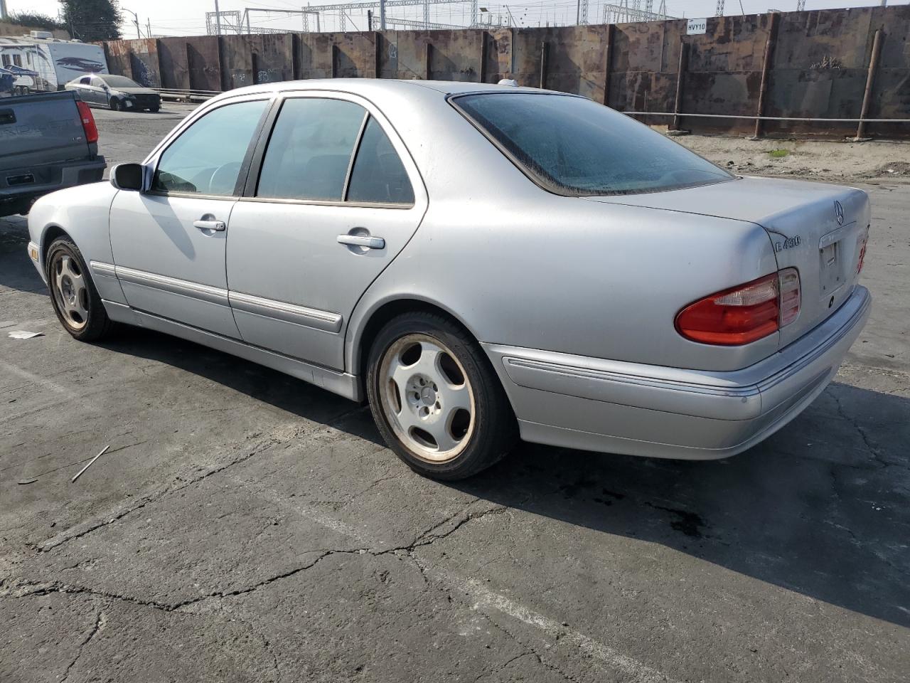 2000 Mercedes-Benz E 430 VIN: WDBJF70JXYB071287 Lot: 85740524