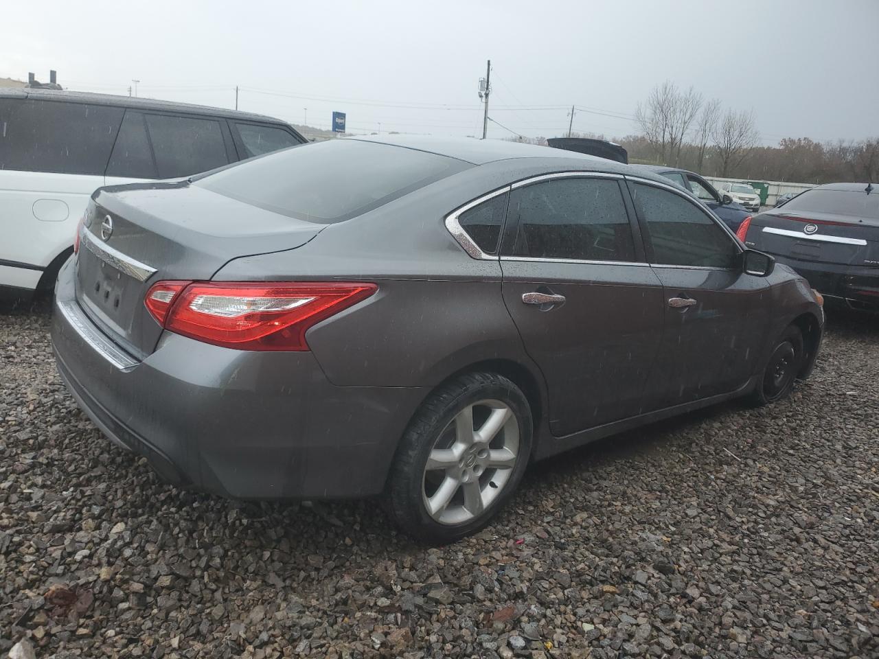 1N4AL3AP0GC247641 2016 Nissan Altima 2.5