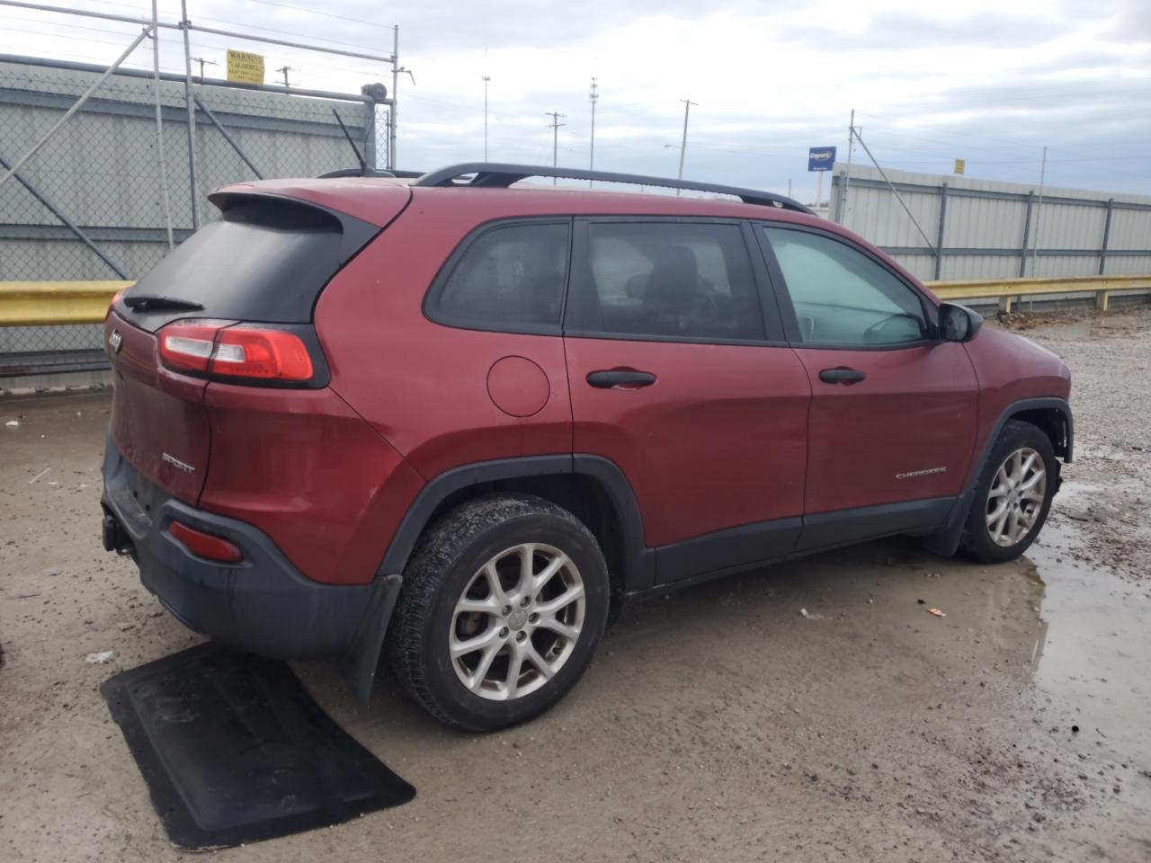 1C4PJLAB8GW315410 2016 Jeep Cherokee Sport