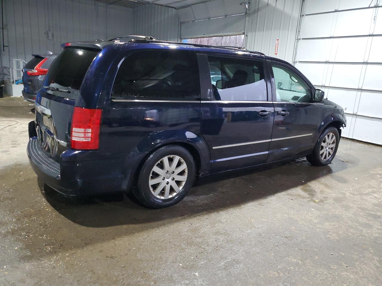 2010 Chrysler Town & Country Touring VIN: 2A4RR5DX1AR201084 Lot: 86685634