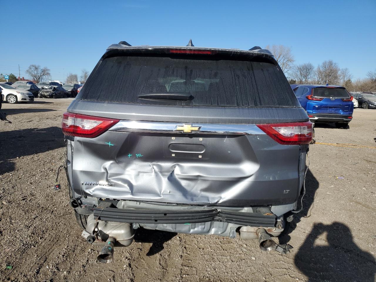 1GNERGKW5KJ255835 2019 Chevrolet Traverse Lt