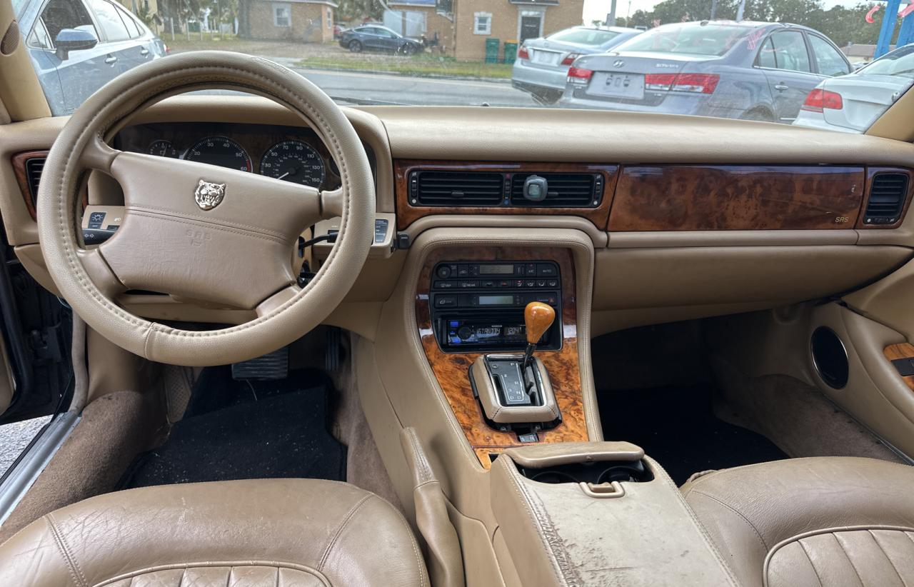 SAJHX174XSC738291 1995 Jaguar Xj6