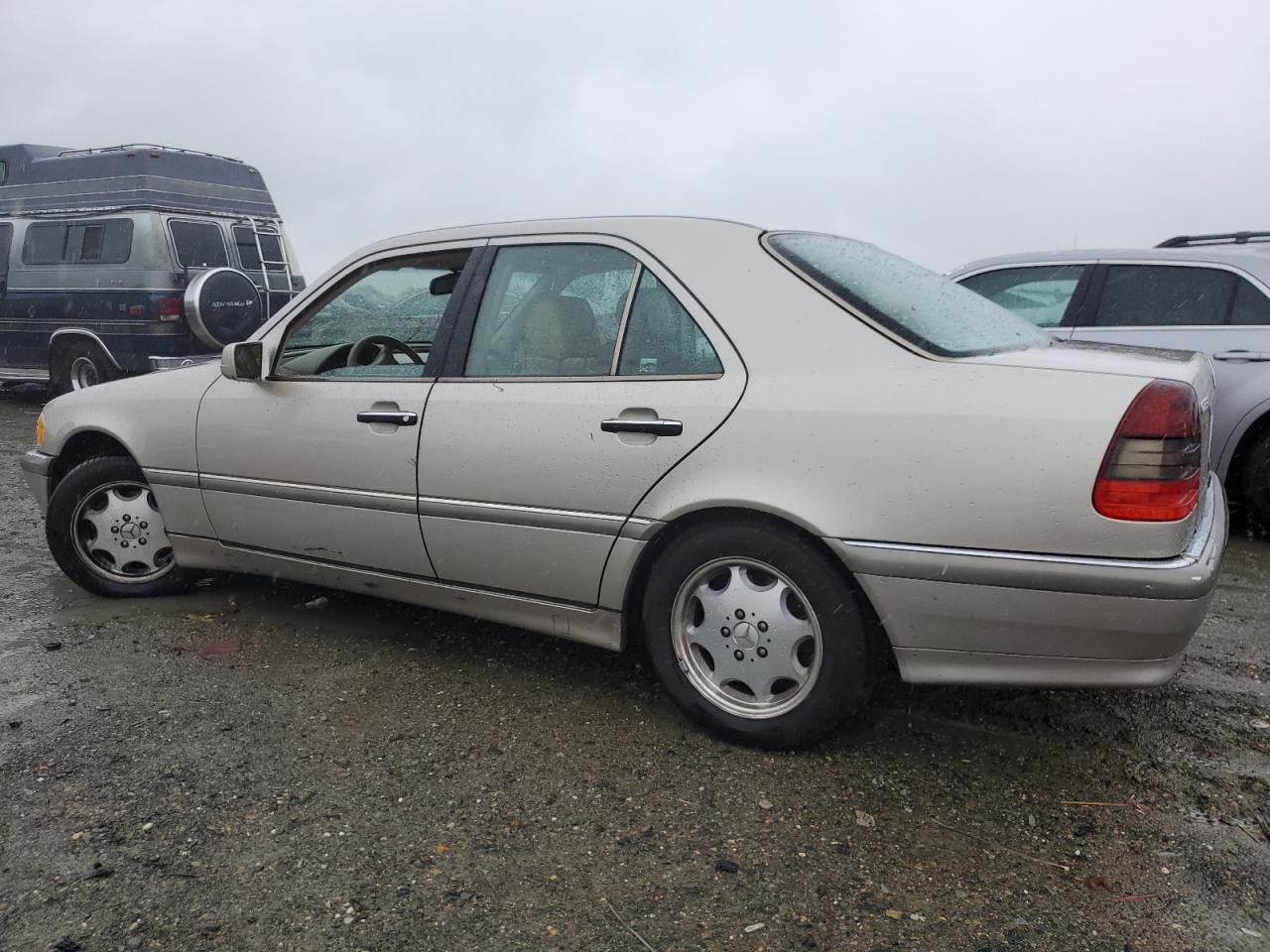 1999 Mercedes-Benz C 230 VIN: WDBHA24G2XA679744 Lot: 86293044