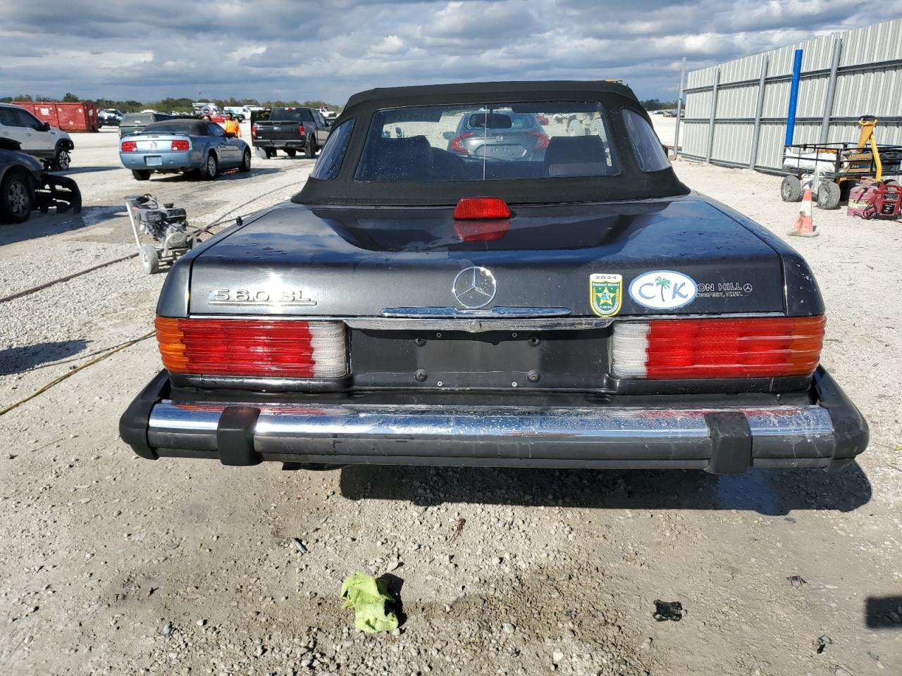 1986 Mercedes-Benz 560 Sl VIN: XDBBA48D8GA054833 Lot: 83746724