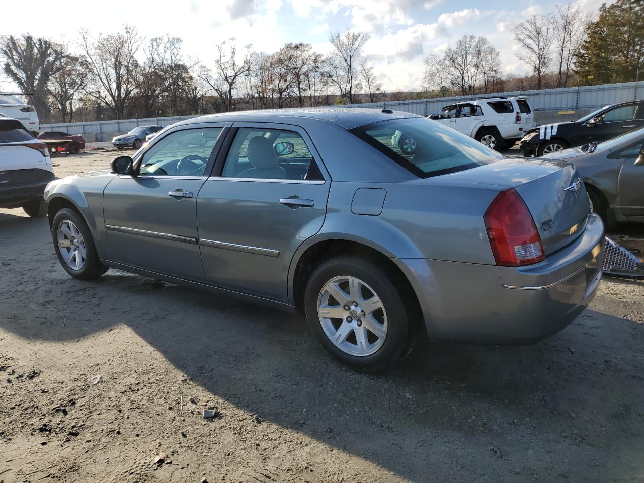 2007 Chrysler 300 Touring VIN: 2C3KA53G77H895962 Lot: 85562354