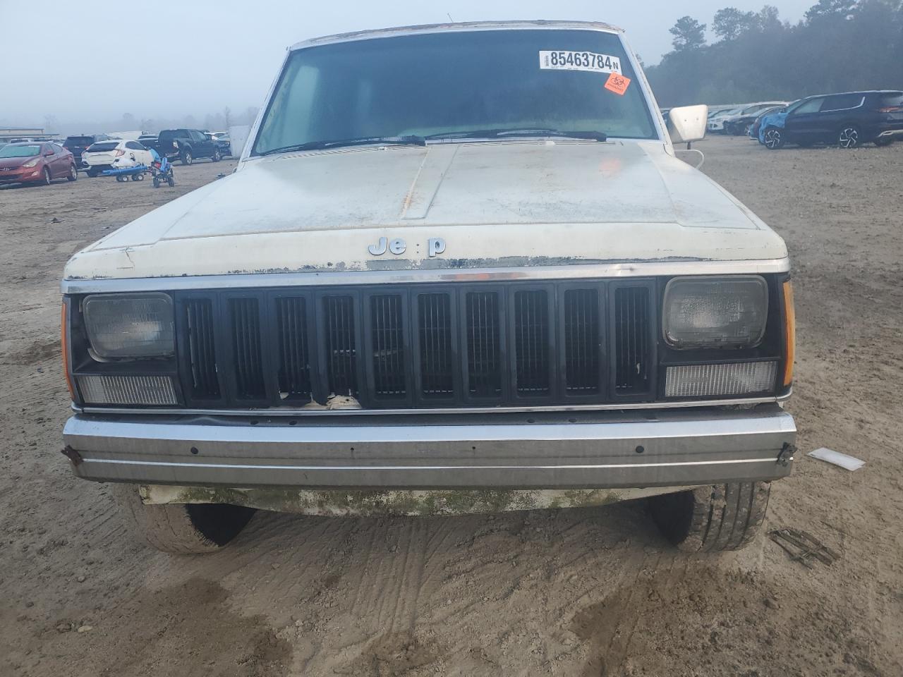 1987 Jeep Cherokee Pioneer VIN: 1JCMR7829HT163602 Lot: 85463784