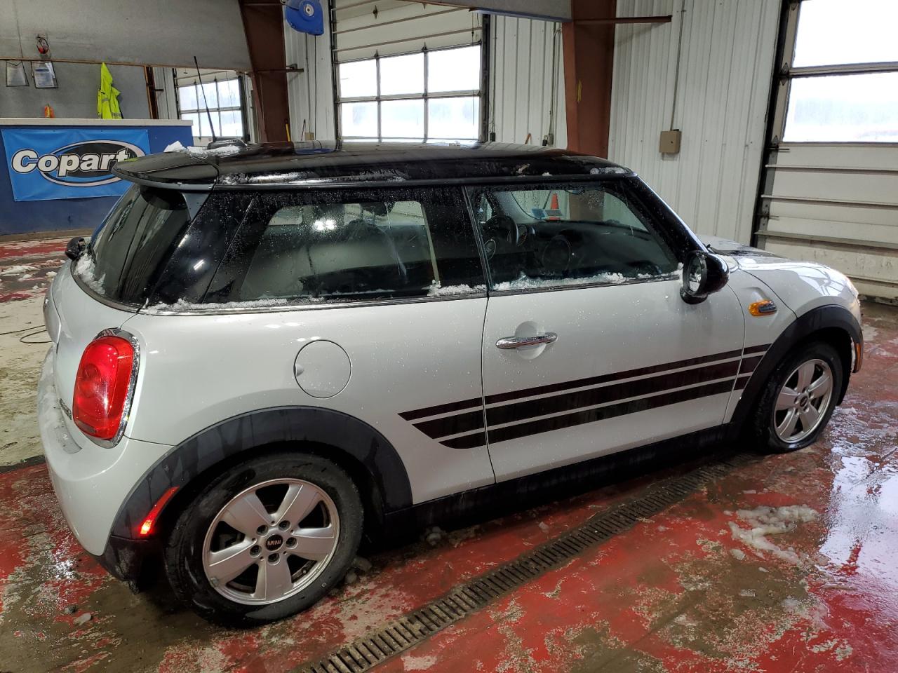 2015 Mini Cooper VIN: WMWXM5C55FT938457 Lot: 86104184