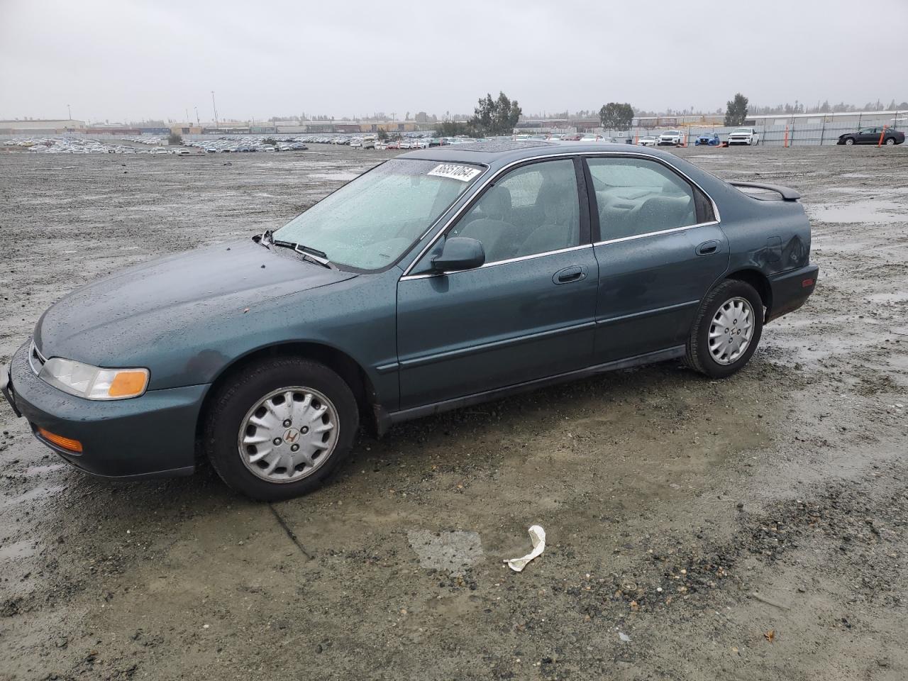 1996 Honda Accord Ex VIN: 1HGCD5652TA206485 Lot: 86851064