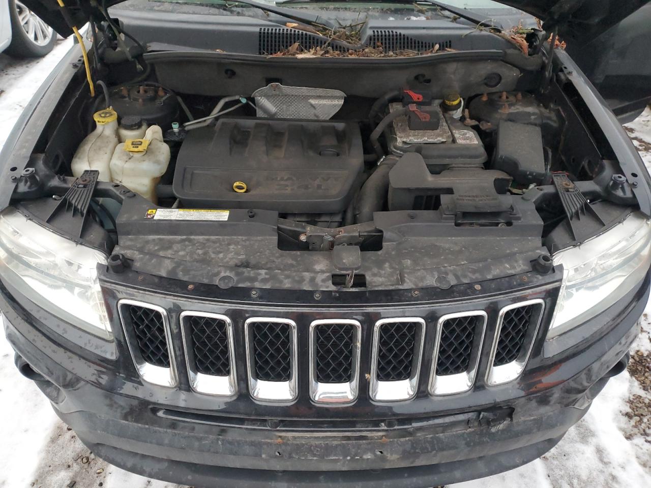 2011 Jeep Compass Sport VIN: 1J4NT1FB2BD208396 Lot: 85683924